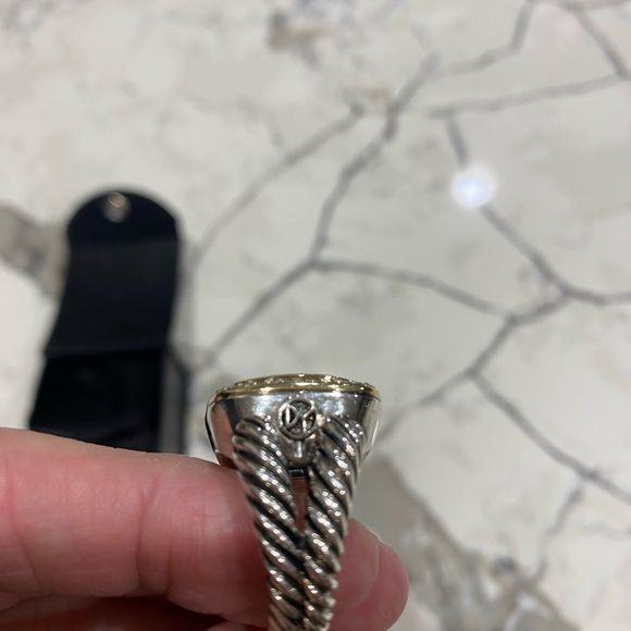 David Yurman Ring with Champagne Citrine, Pave diamonds, 18k Yellow Gold - Picture 6 of 6